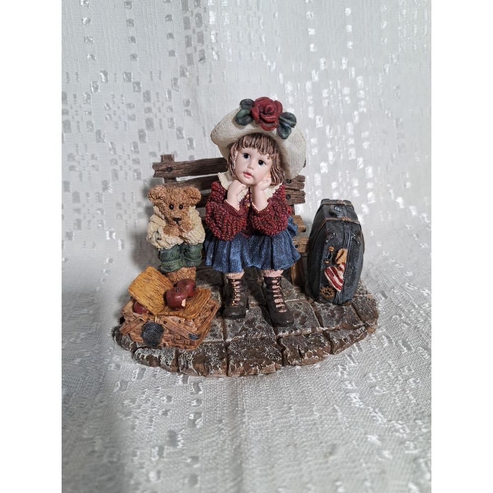 Yesterday s Child Dollstone Collection Waiting For Grandma #3533 Shannon & Wils